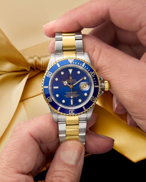 Gift like a boss this holiday with Pre-Owned Rolex watches. Xmas Wishlist, Women's Watches, Pre Owned Rolex, Like A Boss, Wrist Watches, Rolex Watches, Chronograph, Rolex, Womens Watches