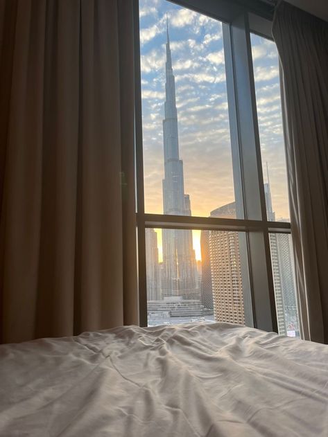 Dubai Apartment Aesthetic, Dubai Room View, Dubai Apartment View, Dubai Homes, Apartment Dubai, Dubai Apartment, Industrial Farmhouse Living Room, Dubai Home, Dubai Houses