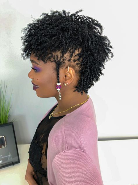 Microlocs Updo, Sister Twist, Mohawk Locs, Loc Mohawk, Sisterlocks Updo, Sister Locks Hairstyles, Sisterlocks Styles Updo, Micro Braids Hairstyles, Sisterlocks Styles