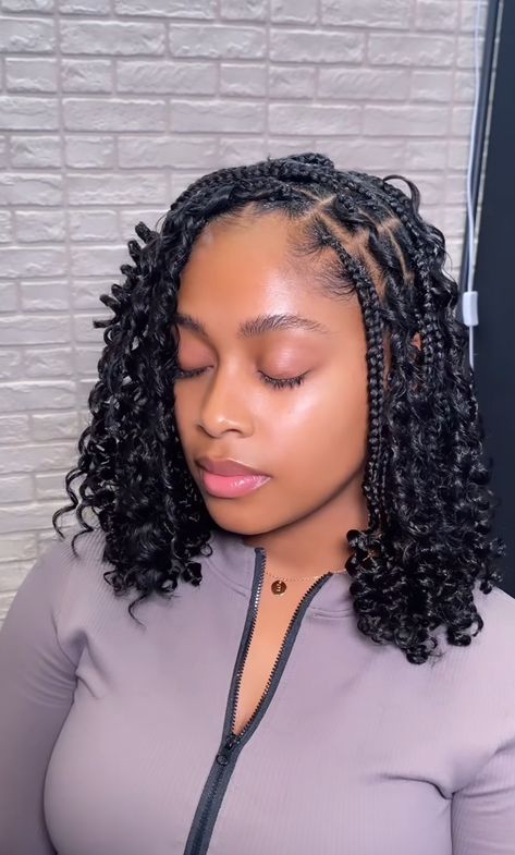 Big Rasta Braids Hairstyles, Bohemian Braids With Curls, Short Rasta Braids, Short Bohemian Braids, Braid Hair Dos, Short Braid Hairstyles, Bob Box Braids Styles, Boho Bob, Short Bob Braids