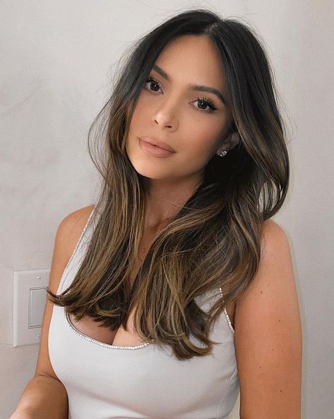 Haircut Front Layers, Mariana Hewitt, Marianna Hewitt Hair, Front Layers, Long Haircut, Black Hair Balayage, Marianna Hewitt, Haute Hair, Long Hair Color