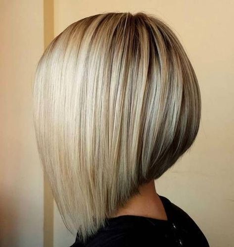 Inverted Long Bob, Inverted Bob Haircuts, Angled Bob Haircuts, Dunner Wordend Haar, Angled Bob Hairstyles, Inverted Bob Hairstyles, Stacked Bob Haircut, Short Hairdos, Angled Bob