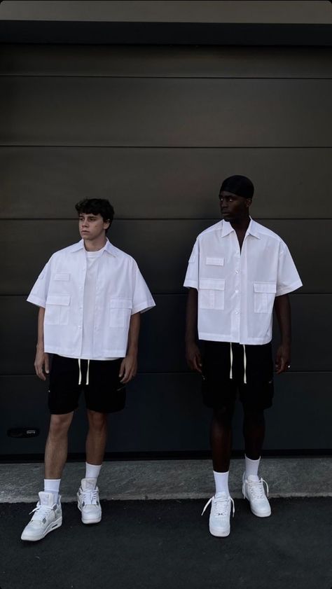 Styling Shorts Men, Korean Oversized Outfit Men, Designs For Clothing Brand, Short Outfits Men, Short Outfit Men, All White Outfit Men, Vintage Shirts Men, White Outfit Men, Shirt And Shorts Outfit