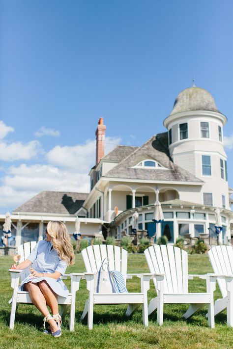 Rhode Island Vacation, Nantucket Style Homes, Rhode Island Travel, New England Aesthetic, New England Summer, England Road Trip, City By The Sea, Single Travel, England Summer