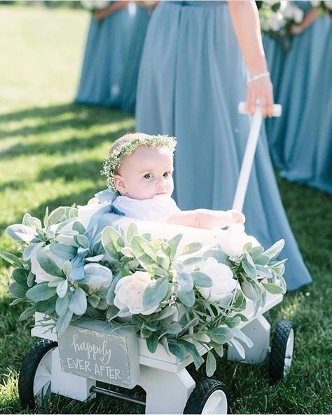 Flower Girl Wagon, Wagon For Wedding, Handmade Wedding Bouquet, Peach Bouquet, Home Wedding Decorations, Flower Girl Basket, Ring Bearer, Christmas Wedding, Wedding Themes