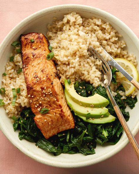 Recipe: Easy 5-Ingredient Teriyaki Salmon | Kitchn Future Grandma, Ramadan Food, Seafood Meals, Salmon Poke, Salmon Rice, Pesto Salmon, Food Fish, Seafood Entrees, Easy Salmon Recipes