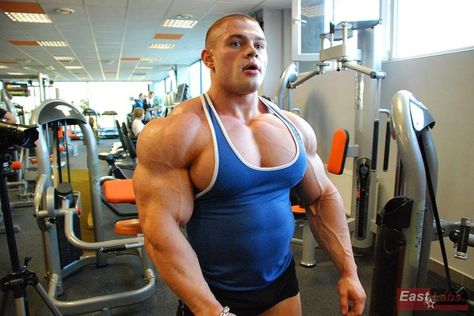 ALEXEY LESUKOV Bodybuilding Videos, Male Chest, Russian Men, Beefy Men, Body Building Men, Big Muscles, Muscular Men, Body Inspiration, Bodybuilding Motivation