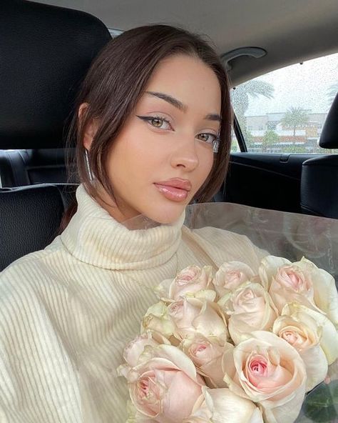 Isabel Rose, Insta Feed Goals, Isabella Rose, Feed Goals, Instagram Flowers, Tulle Skirt, Makeup, Flowers, On Instagram