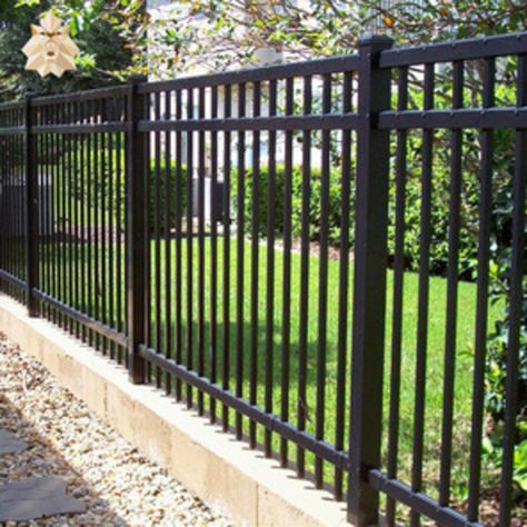 Oak Fence, Classic Fence, Fence Design Ideas, Gabion Retaining Wall, Wood Fence Design, House Fence Design, Front Fence, Fence Styles, Steel Fence