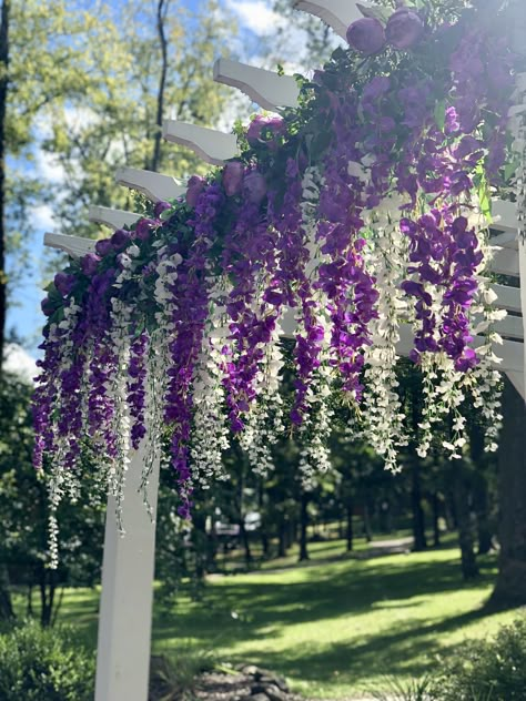 Wisteria Wedding Arch Hanging Flowers, Pergola With Wisteria, Pergola Wisteria, Wisteria Backdrop, Purple Baby Shower Theme, Backdrop Lamaran, Wisteria Trellis, Arch Way, Nikkah Decor