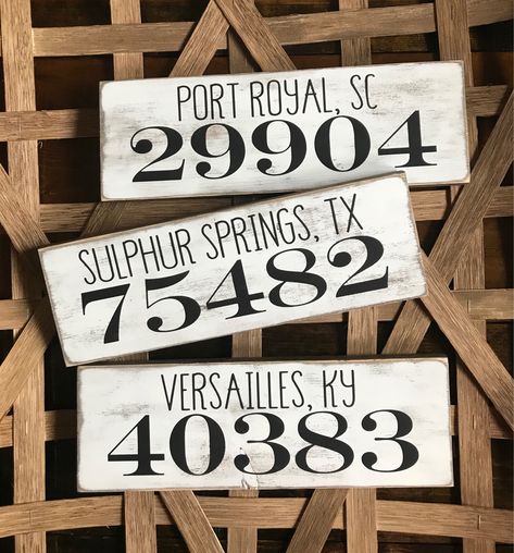 Old Door Decor, Real Estate Gifts, Wood Frame Sign, Porch Sign, Old Door, Diy Signs, Wood Patterns, Porch Signs, Stencil Painting