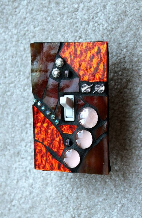 Mosaic-light-switch-cover Switch Covers Diy, Diy Light Switch, Light Switch Covers Diy, Mosaic Tiles Crafts, Plate Ideas, Diy Light, Diy Clock Wall, Light Switches, Light Switch Plate