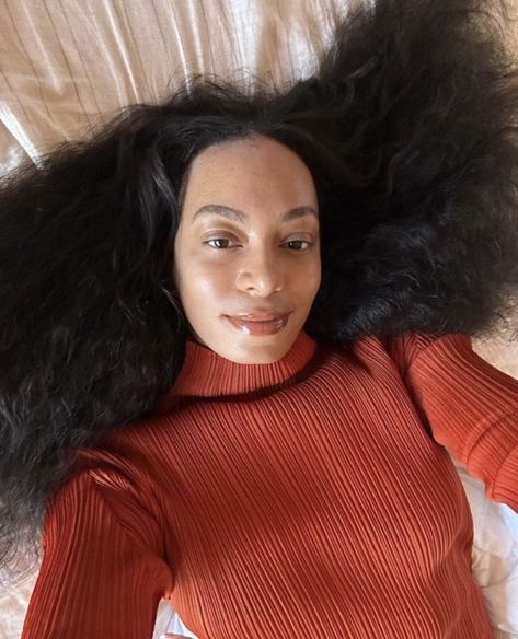 Solange Aesthetic, Solange Knowles Style, Solange Style, Beauty And The Beat, Career Women, Solange Knowles, Blowout Hair, Moon Face, Neo Soul