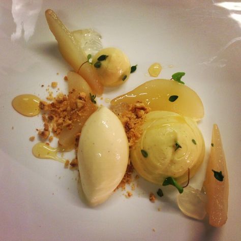 The Chefs Larder: Poached Pear with Pear Cremeux, Hazelnut, Honey & Lemon Thyme. Thyme Dessert, Desert Presentation, Poached Pears Dessert, Ginger Jelly, Pear Dessert Recipes, Plated Food, Masterchef Recipes, Chocolate Fantasy, Fine Dining Desserts