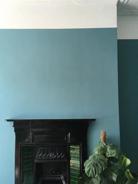 Stone Blue Farrow And Ball, Nook Design, Ball Inspiration, Garden Huts, Oval Room Blue, Victorian Living Room, Farrow And Ball, Living Room Bookcase, Living Room White