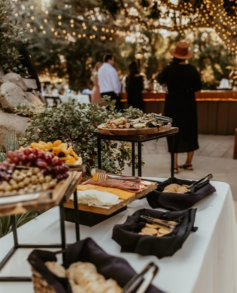 Wedding Appetizer Display, Cocktail Hour Hors Doeuvres Table, Hor D'oeuvres Table Set Up, Simple Wedding Hors D’oeuvres, Backyard Wedding Hors D'oeuvres, Wedding Passed Hors D’oeuvres, Wedding Hors D'oeuvres Table, Diy Wedding Hors D’oeuvres, Wedding Reception Hors D'oeuvres