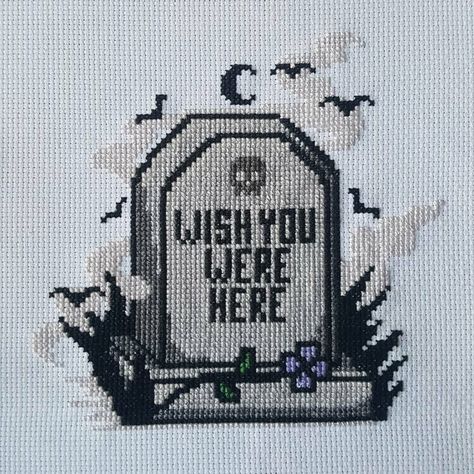 Cross Quotes, Love Cross Stitch, Cross Stitch Quotes, Subversive Cross Stitch, Halloween Cross Stitches, Beaded Cross Stitch, Stitch Ideas, Cross Stitch Funny, Cross Stitches