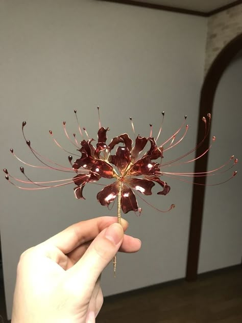 Spider Lily Jewelry, Red Spider Lily, Liquid Plastic, Boquette Flowers, Wire Flowers, Nothing But Flowers, Flower Therapy, Fantasy Jewelry, Exotic Flowers