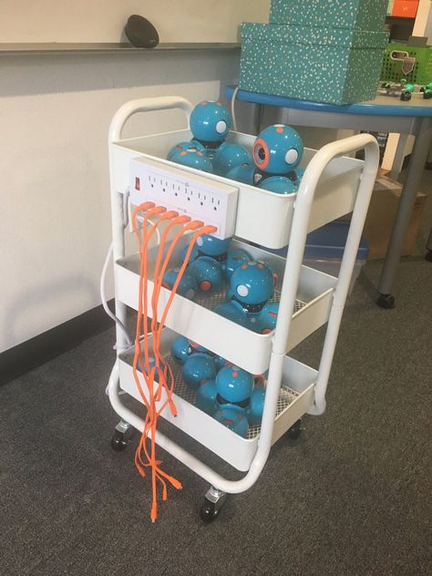 10 Innovative Solutions for Robot Storage Carts - Wonder Workshop - US Steam Classroom Setup, Dash And Dot Robots, Dash Robot, Classroom Storage Solutions, Classroom Decoration Ideas, Innovative Teaching Ideas, Steam Classroom, Storage Carts, Classroom Organization Elementary