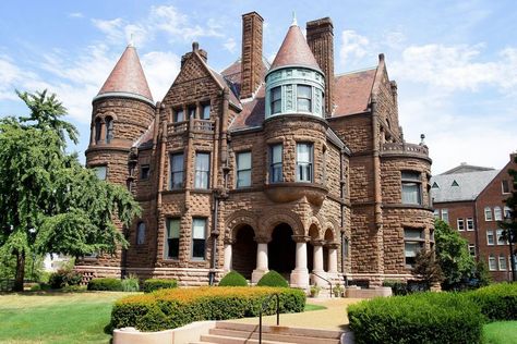 Large Romesque Revival home with red rusticated stone, turrets, gables, and arches Modern Victorian House, Gothic Architecture Interior, Pueblo House, Neoclassical Home, Gothic Revival Architecture, Queen Anne House, Prairie House, Victorian Style Homes, Romanesque Architecture