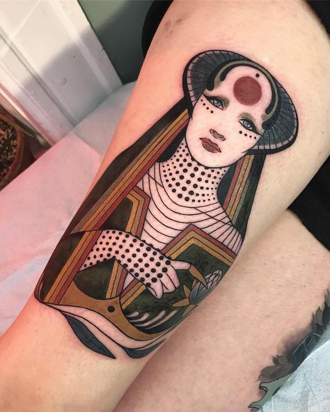 🗡️That time I did a Bene Gesserit tattoo🪱👀 did y’all love Part 2? I mean, my favourite movie is « Arrival » so I know Denis was going to do something amazing. I had started reading Dune years ago, but without my meds I couldn’t get through it, time to try again! #dune #dunepart2 #benegesserit #dunemovie Bene Gesserit Tattoo, Dune Litany Against Fear Tattoo, Dune Tattoo Ideas, Beetle Knee Bend Tattoo, Dune Fremen, Hilary Jane, Bene Gesserit, Favourite Movie, Without Me