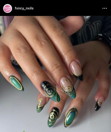 Fae Core Nails, New Orleans Nail Ideas, Nail Art Detailed, Mystical Nails Almond, Green Engagement Nails, Fun Elegant Nails, Mother Nature Nails, Mythical Nails, Loki Nail Art