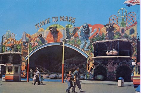 Catch A Ride To Mars At Palisades Amusement Park In #BergenCounty. Palisades Amusement Park, Circus Tricks, Paterson Nj, Amusement Rides, Carnival Rides, Bergen County, Worlds Fair, Fun Fair, Amusement Parks