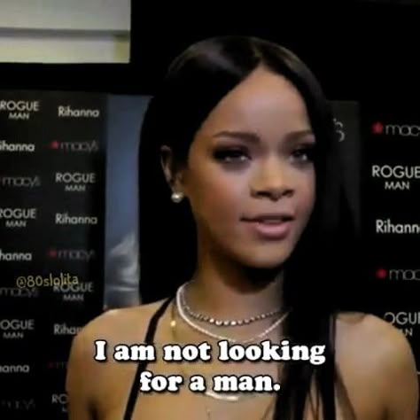 Rihanna Funny Videos, Rihanna Iconic Photos, Mood 0%, Rihanna Moods, Rihanna Energy, Rihanna Aesthetic Mood, Rihanna Attitude, Rihanna Confidence, Rhianna Aesthetic