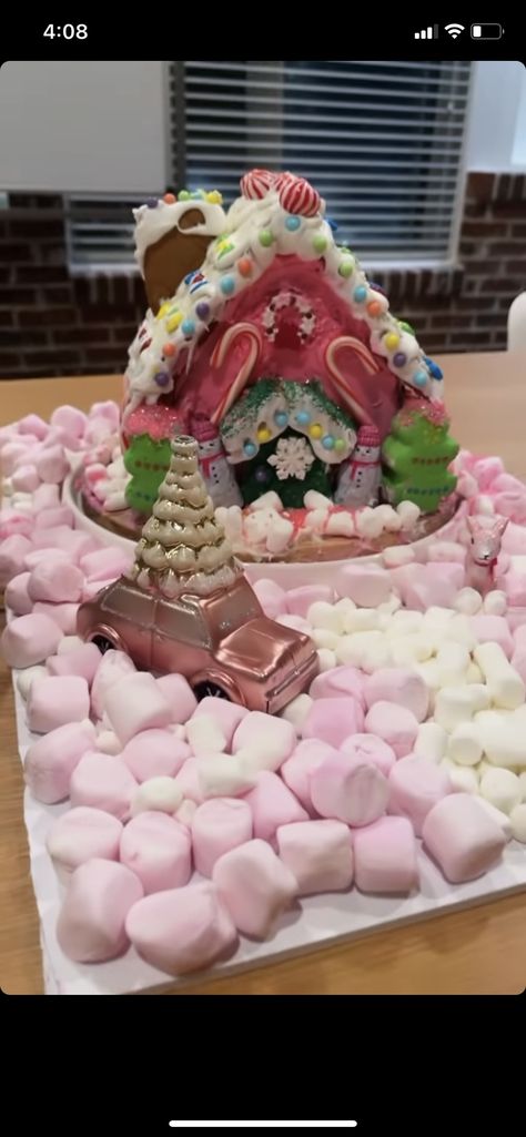 Gingerbread House, Flower Decorations, House Ideas, Gingerbread, Ginger, Bread, Quick Saves