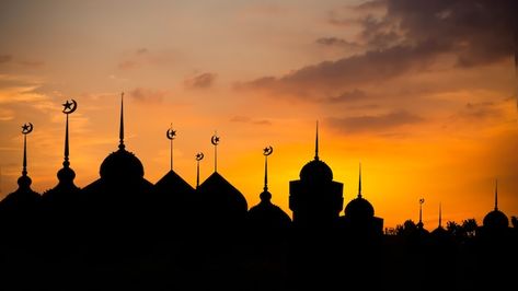 Shadow mosques dome on twilight gradient... | Premium Photo #Freepik #photo #mosque-night #mosque-dome #islamic-architecture #islamic-star Night Mosque, Mosque Night, Religion Symbols, Black And Gold Background, Photo Shadow, Eid Al Fitr, Gold Background, Eid Al Adha, Islamic Architecture