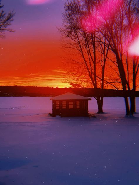 Winter sunset // sunset // snowy sunset // minnesota sunset // Snowy Sunset, Winter Sunset, Winter Photography, Sunset Photography, Minnesota, Pins