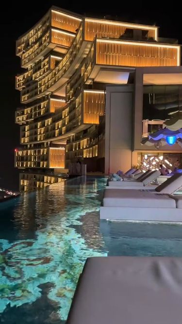 quiet luxury lifestyle aesthetic Hotel In Dubai Luxury, Dubai Hotels Luxury, Dubai Lifestyle Luxury, Dubai Hotel Luxury, Luxury Aesthetic Video, Luxury Hotel Room Aesthetic, Luxury Vacation Aesthetic, Atlantis Hotel Dubai, Dubai Luxury Lifestyle