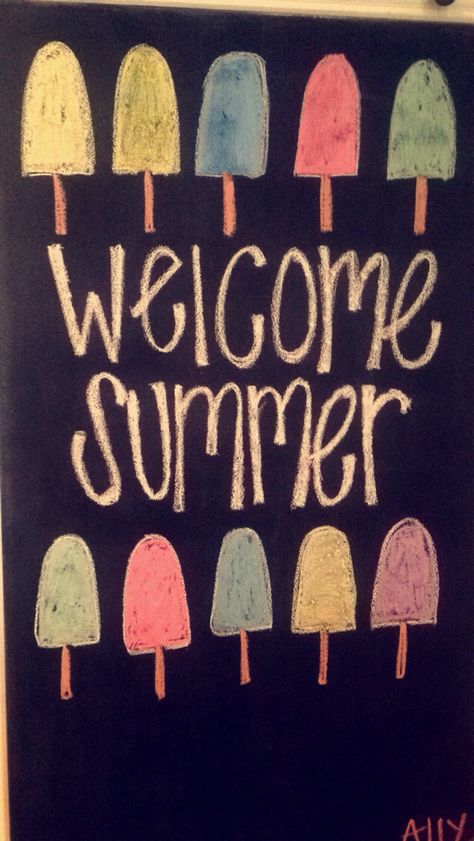 Popsicle Chalkboard Art, June Calendar Chalkboard Art, Happy Summer Chalkboard Art, Summer Chalkboard Art Easy, Summer Boutique Chalkboard Signs, Seasonal Chalkboard Art, Boutique Chalkboard Signs Spring, Summer Time Chalkboard Art, Chalk Boarder Designs Spring