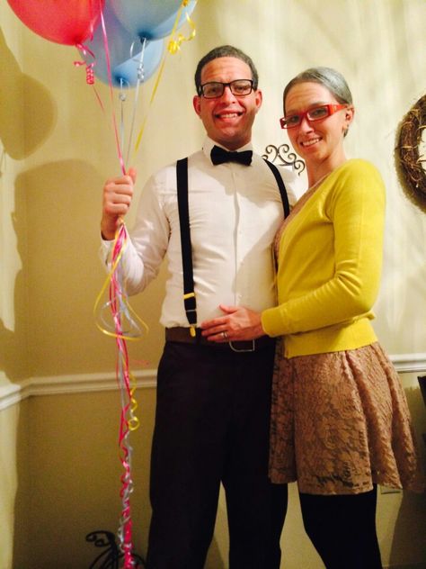 UP Carl and Ellie HALLOWEEN COSTUME 2013 Carl Disneybound, His And Her Halloween Costumes, Ellie Halloween Costume, Carl And Ellie Costume, Ellie Costume, Future Costume Ideas, Up Carl And Ellie, Disney Dapper Day, Carl And Ellie