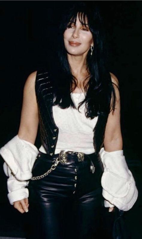 Cher Outfit, Cher Outfits, Celebrity Style Icons, Rock Outfits, Iconic Dresses, Iconic Fashion, 60s Fashion, Glam Rock, Fashion Icon