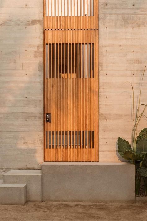 Tropical Doors, Tropical Interior, Door Detail, Cool Doors, Villa With Private Pool, Vogue Australia, Main Door, Entrance Hallway, Pacific Coast