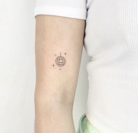 Simple Tattoos Taylor Swift, Taylor Swift Tattoo Simple, Taylor Swift Tattoo Minimalist, Mirrorball Tatoos, Taylor Swift Heart Tattoo, Mirrorball Tattoos Taylor Swift, Tiny Tattoos Taylor Swift, Mirrorball Tattoo Tiny, Taylor Swift Tattoo Ideas Small Mirrorball