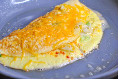 Crab Meat Omelette, Crab Omelette Recipe Breakfast, Crabmeat Omelet Recipe, Crab Breakfast Recipes, Meat Omelette Recipe, Seafood Omelette Recipe, Gourmet Omelette, Seafood Omelette, Crab Omelette Recipe