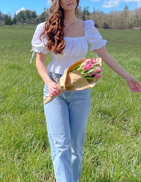 Picnic Outfit Jeans, Picnic Outfit Ideas Casual, Spring Picnic Outfit, Picnic Fits, Sunset Picnic, Picnic Outfit, Picnic Theme, Spring Picnic, Real Fashion