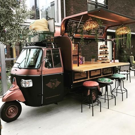 Boutique Patisserie, Coffee Food Truck, Mobile Cafe, Mobile Coffee Shop, Coffee Trailer, Coffee Van, Mobile Food Cart, Mobile Food Trucks, Kombi Home