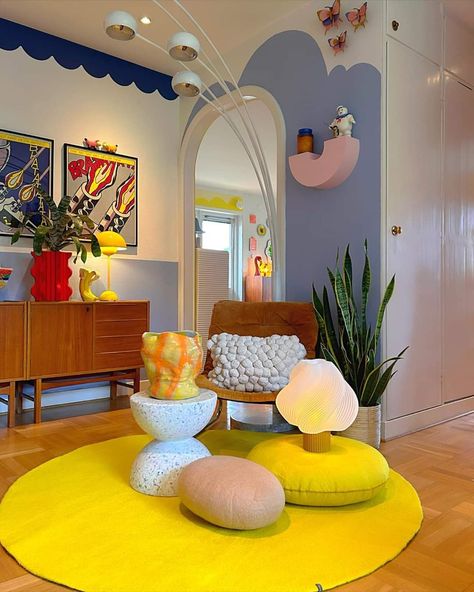 Groovy Home Aesthetic, Room Vibes, Post Modern, Gen Z, Home Reno, Colorful Design, Postmodernism, Diy Ideas, Reno