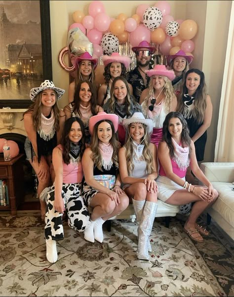 Last Ride Bachelorette Party Outfit, Cowgirl Outfits Bachelorette Party, Cowgirl Party Birthday, Cowgirl Disco Bachelorette Party Outfits, Cowgirl Hen Do Outfits, Cowgirl Themed Birthday Party Outfit, Disco Cowgirl Outfit Birthday Party, Cowgirl Outfits Hen Party, The Last Hoedown Outfit