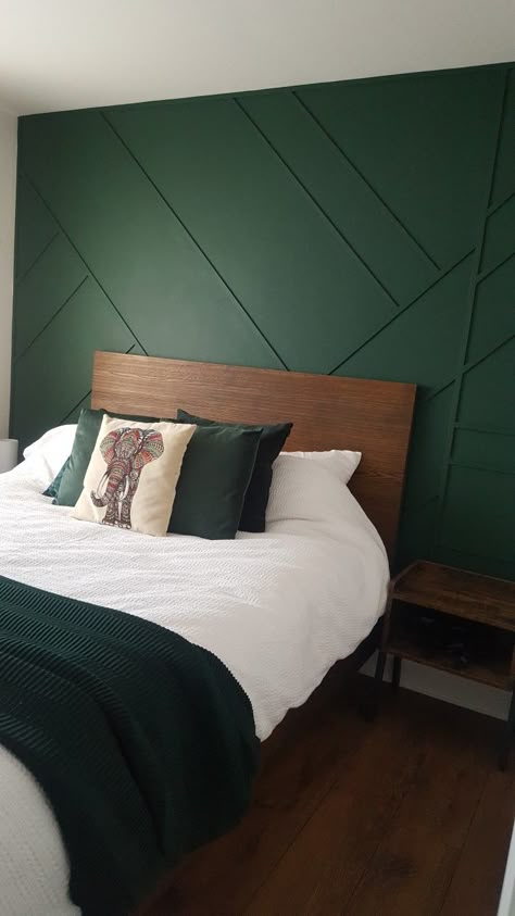 Emerald And Sage Green Bedroom, Dark Green Decor Bedroom, Beige And Forest Green Bedroom, Bedroom Dark Green Bed, Jewel Tone Accent Wall Bedroom, Dark Green And Sage Bedroom, Bedroom Design Dark Green, Dark Green Wall In Bedroom, Dark Bedroom Green