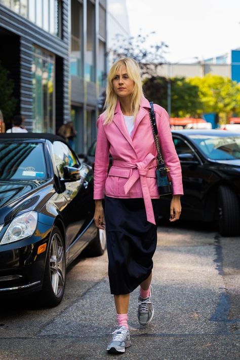 Day 6 | Street Style New York Fashion Week Spring 2018 | POPSUGAR Fashion Photo 55 Julia Sarr Jamois, Linda Tol, Linda Rodin, Giorgia Tordini, Mari Giudicelli, Caroline Daur, Clemence Poesy, Street Style New York, Emmanuelle Alt