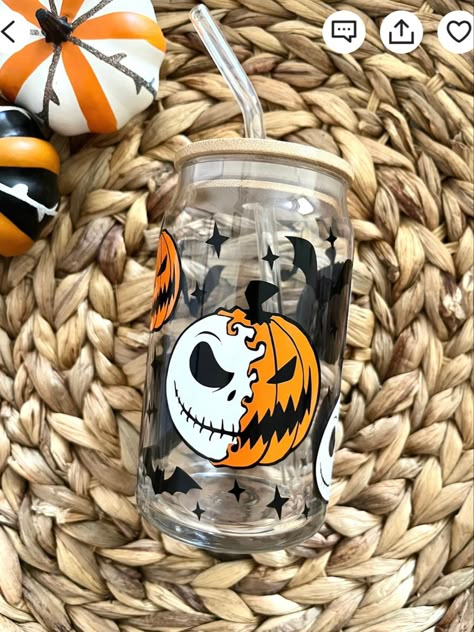 Halloween Cup Ideas, Mexican Board, Beer Can Glass Cup, Starbucks Cup Art, Cute Coffee Cups, Halloween Cups, Coffee Cup Design, Custom Tumbler Cups, Cup Ideas