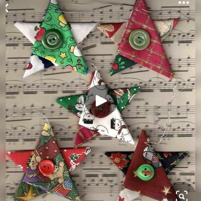 Material Stars Christmas Ornament, Folded Fabric Stars, Fabric Stars Ornaments How To Make, Fabric Christmas Stars, Folded Fabric Star Ornaments Free Pattern, Folded Fabric Star Free Pattern, Diy Sewing Ornaments, Ribbon Star, Fabric Star