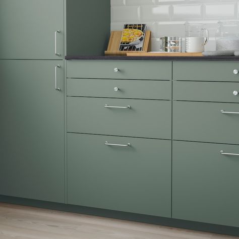 Matt Grey-Green Kitchen - METOD Kitchen System - IKEA Homey Kitchen, Sustainable Kitchen, Plastic Foil, Wood Scraps, Plastic Edging, Kitchen Installation, Green Cabinets, Kitchen Cabinet Doors, Ikea Family