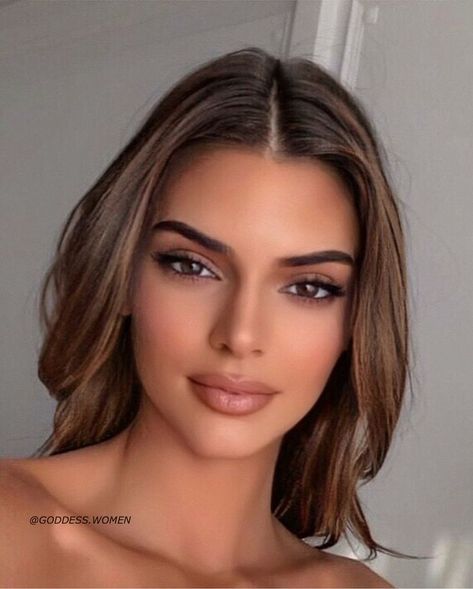 Kendall Jenner Makeup Looks, Jennifer Lopez Makeup, Kendall Jenner Face, Goddess Women, Kendall Jenner Makeup, Classy Makeup, Jenner Makeup, Glam Wedding Makeup, Before And After Pics