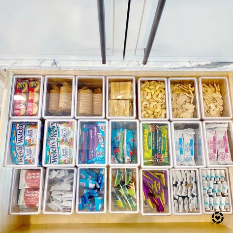 SNACK DRAWER ORGANIZATION! Create the perfect snack drawer for your kids this summer. Also the perfect zone for preparing for back to school! Snack Drawer In Office, Organized Candy Drawer, Pantry Snack Drawer, Snack Drawers In Pantry, Organized Snack Drawer, Snack Drawer In Bedroom Ideas, Secret Snack Drawer In Bedroom, Bedroom Snack Drawer, Snack Drawer Fridge