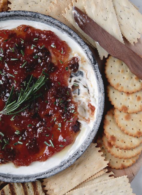 Creamy whipped goat cheese paired with fig jam and fresh rosemary is an easy appetizer for fall and Thanksgiving gatherings. Fig Bacon Goat Cheese, Baked Goat Cheese With Fig Jam, Sweet Goat Cheese Dip, Goat Cheese And Jam Appetizer, Boursin Cheese With Fig Jam, Goat Cheese Fig Dip, Goat Cheese Brie Recipes, How To Serve Goat Cheese, Goat Cheese And Fig Dip